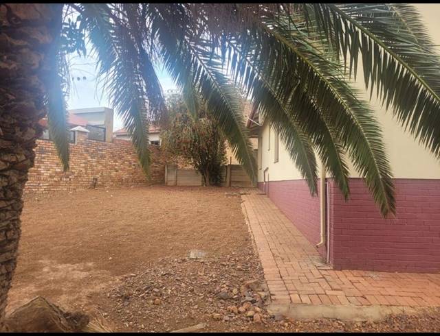 3 BEDROOM HOUSE FOR SALE IN KWAGGASRAND